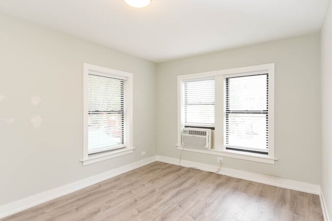 Photo - 725 W Brompton Ave Unit 40