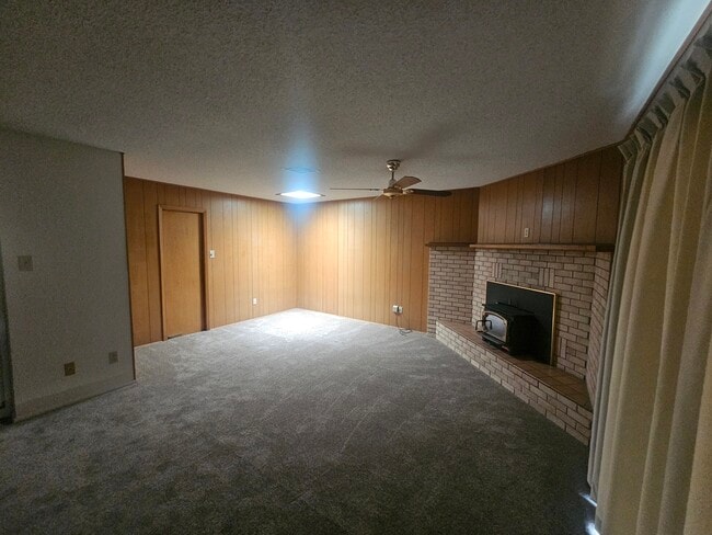 Building Photo - 950 W Union Ave Rental