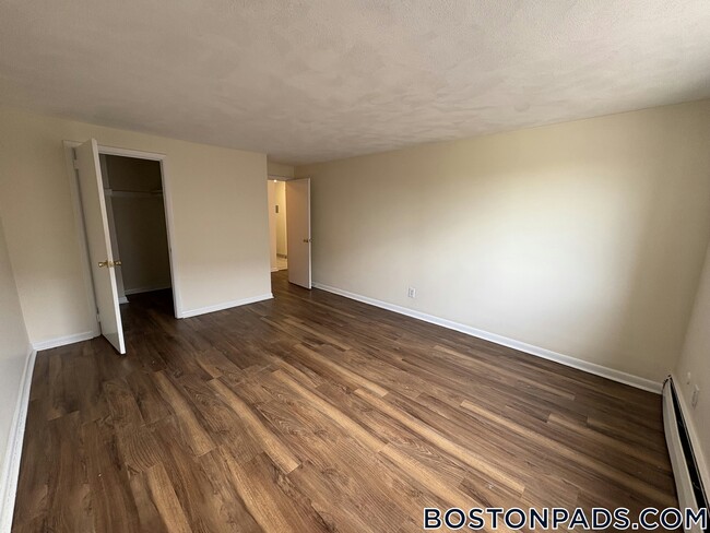 Photo - 16 Whites Ave Unit 64