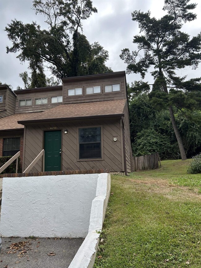 Photo - 1099 Ocala Rd