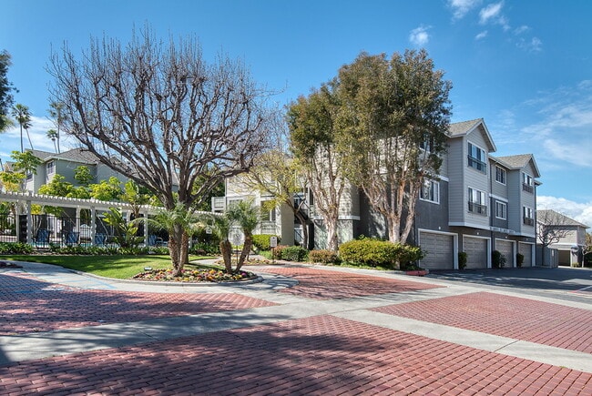 Photo - Mariners Place