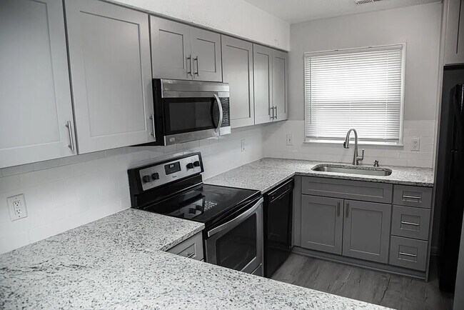 Photo - Room in Townhome on Bona Ct