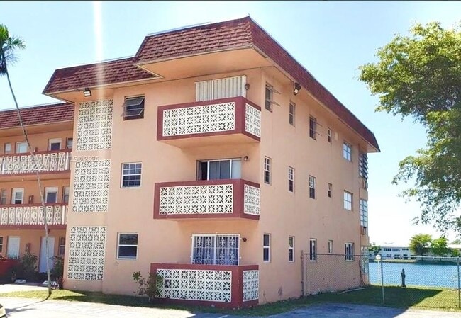 Photo - 18900 NE 3rd Ct Unit 531