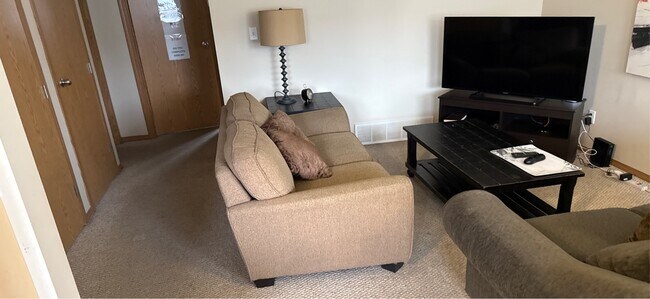 Photo - 9225-9293 93 Ave Unité 305