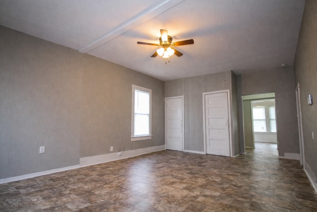 Photo - Convenient Home in Close Proximity to Downtown!