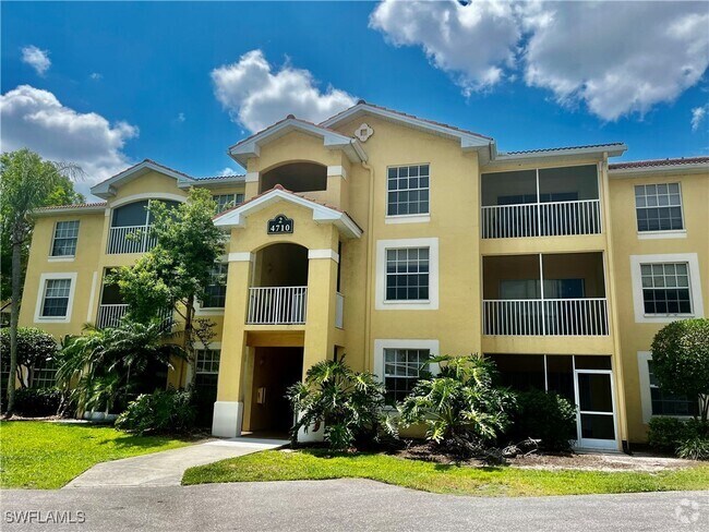 Building Photo - 4710 St Croix Ln Unit 227 Rental