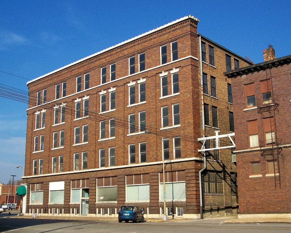 View from the southeast - McConnell Lofts