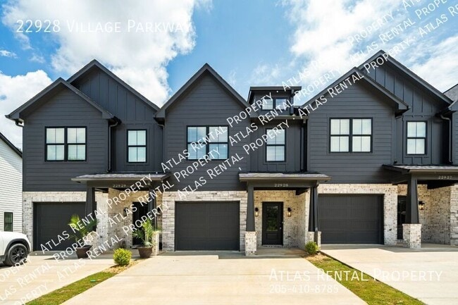 Building Photo - 22928 Village Pkwy