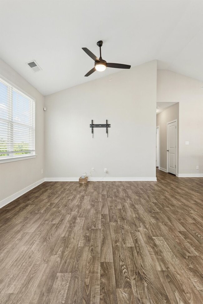 Photo - End Unit 2BR Condo with Garage, Balcony & Open Living
