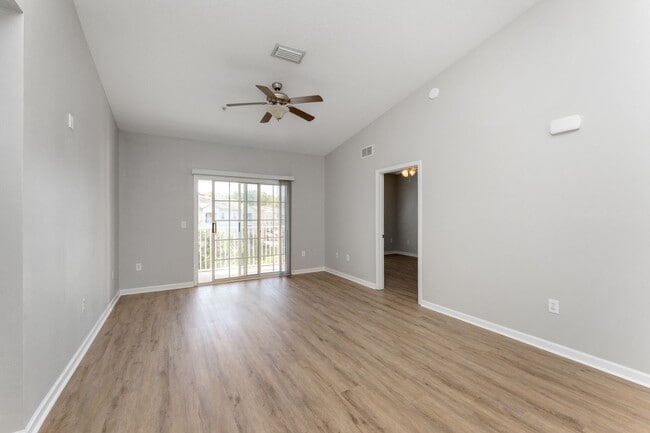 Photo - 8226 Green Parrot Rd