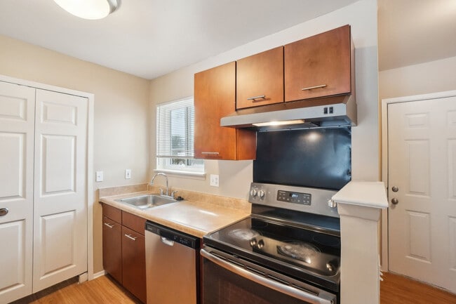 Photo - Arbor Knoll Apartments