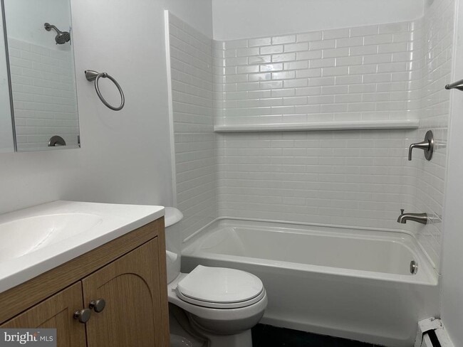 Photo - 816 Garnet Dr