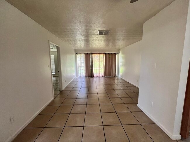 Photo - 2020 Continental Ave