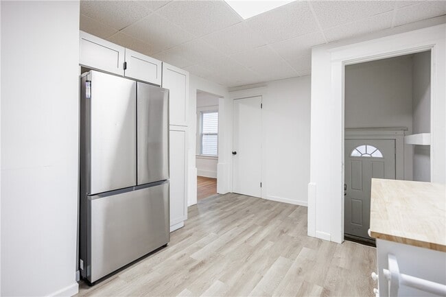 Photo - 35 Lawton St