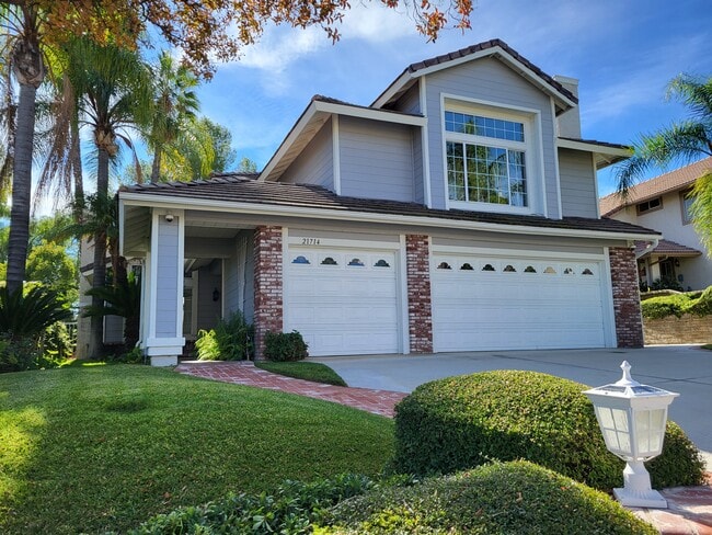 Building Photo - 21714 Agajanian Ln