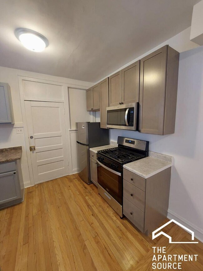 3816 W Thomas St Unit 1