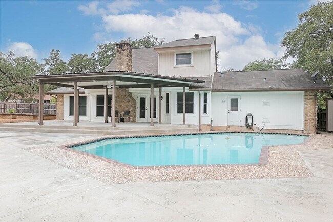 Photo - Sparkling Oasis in Fox Run