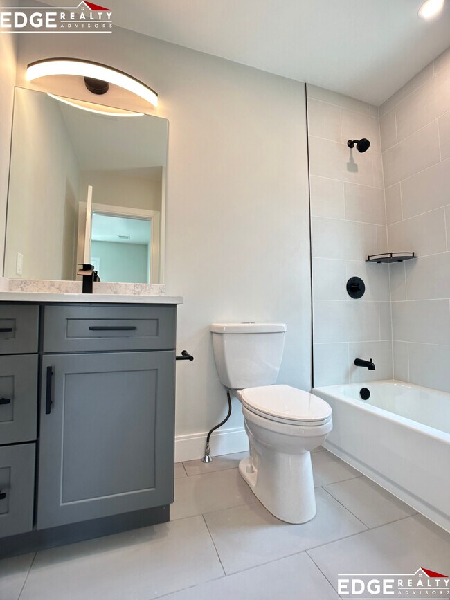 Photo - 240 Palfrey St Unit 1