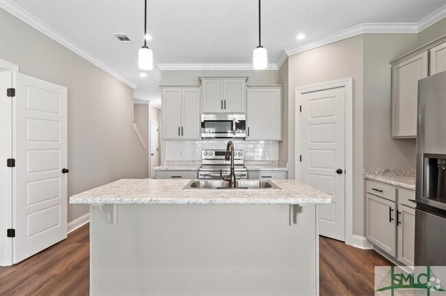 Building Photo - 70 Vining Way Rental