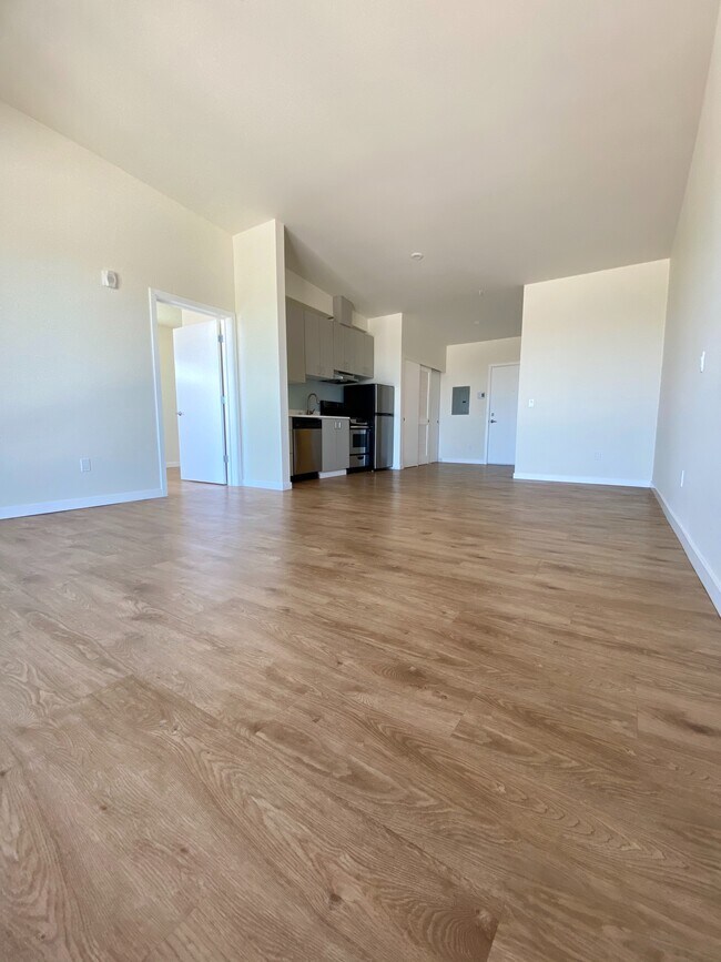 Bayview West Apartments