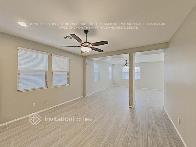 3515 E Bartlett Dr