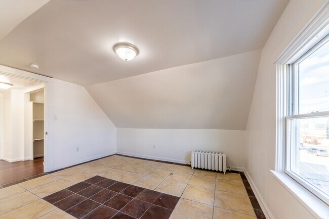 Photo - 17 Amanda St Unidad Flr 2