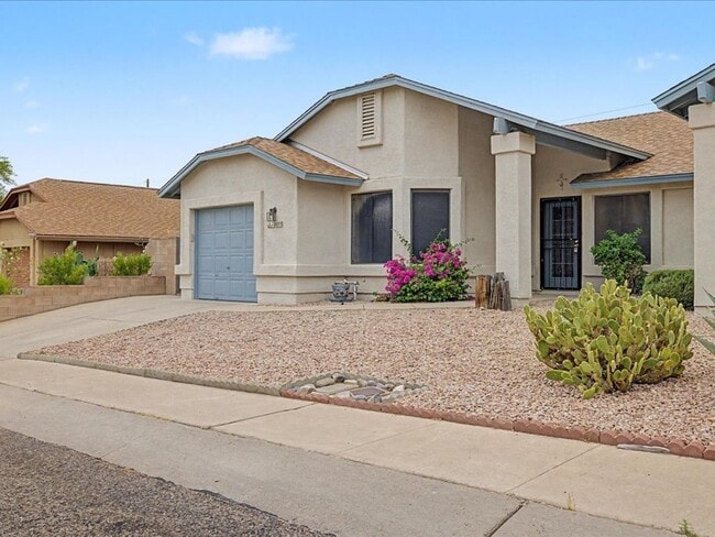 Photo - 3 bedroom, 2 bath, Garage