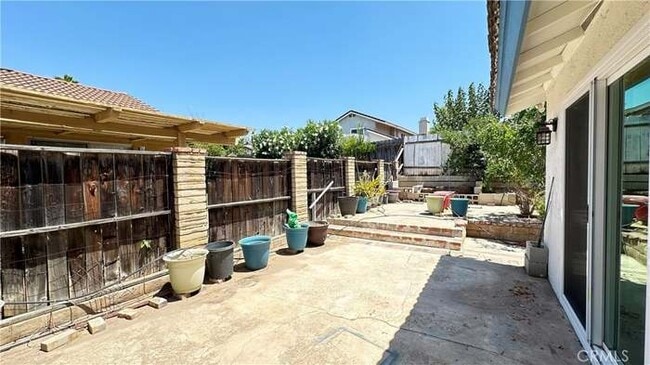 Photo - 39534 Long Ridge Dr