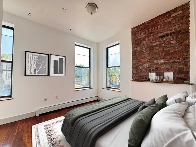 Building Photo - 641 Central Ave Unit 2A