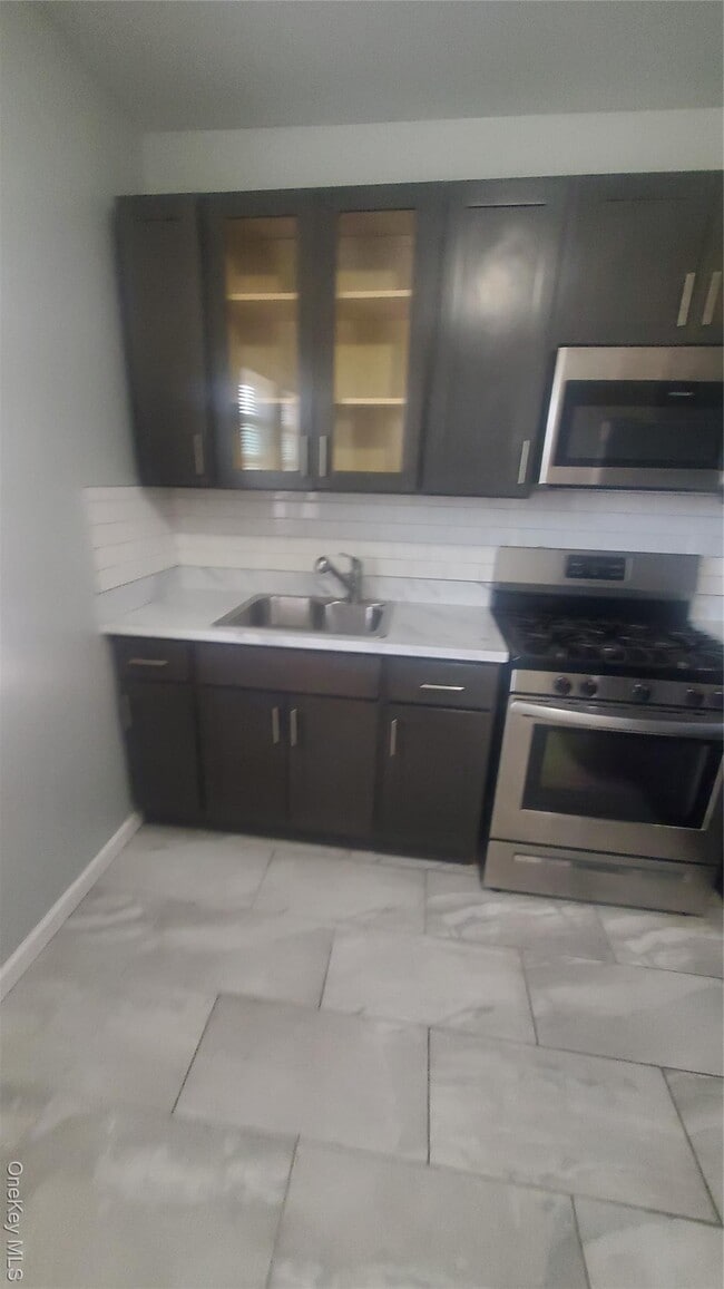 Building Photo - 269 S Fulton Ave Unit 2nd Floor