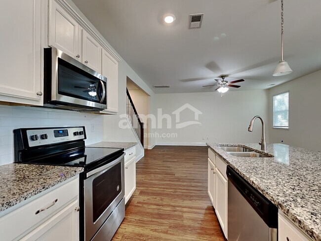 Photo - 8312 Tyrian Path