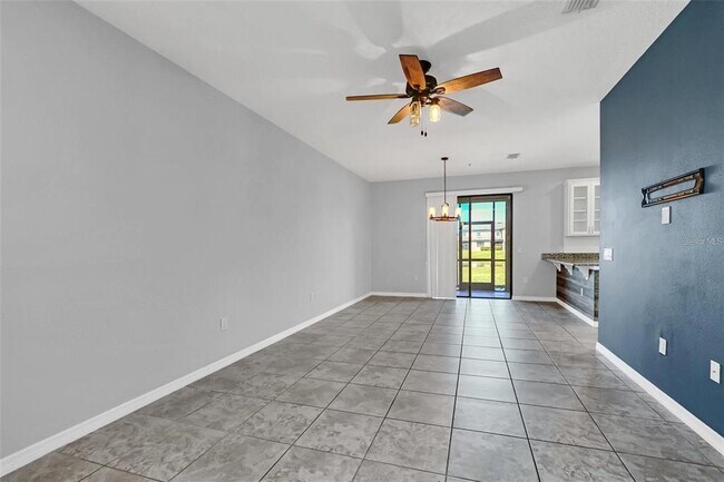 Photo - 2471 Seven Oaks Dr