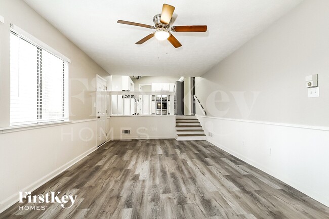 Photo - 855 Lost Creek Cir