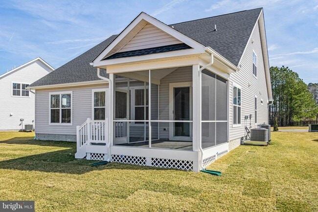 Photo - 31515 Deep Pond Ln