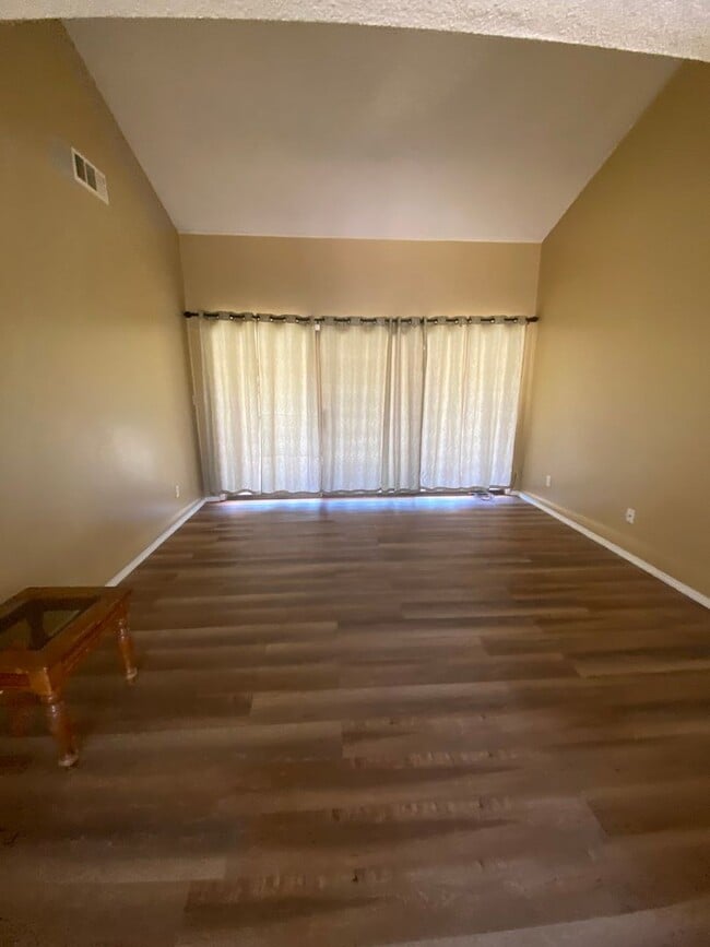 Photo - 4601 Glengary Pl
