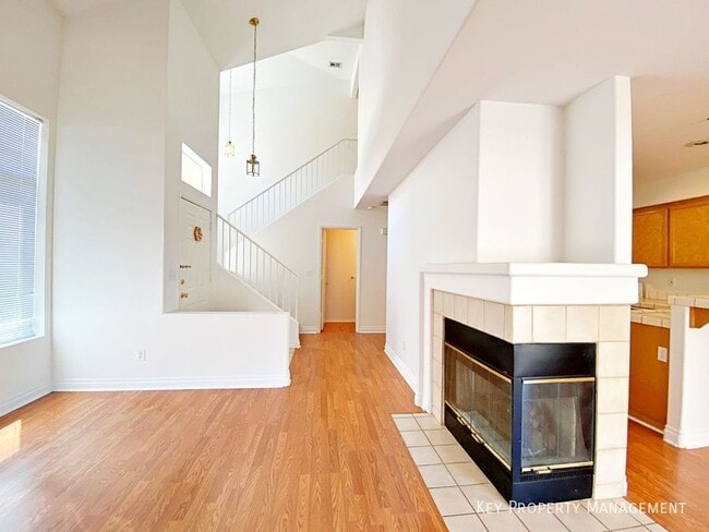 Photo - 198 Chadwell Ct