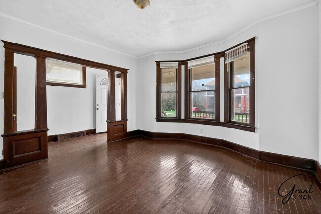 Photo - 127/129 W. Buena Vista - AIS-HASE LLC Unit 129 -lower