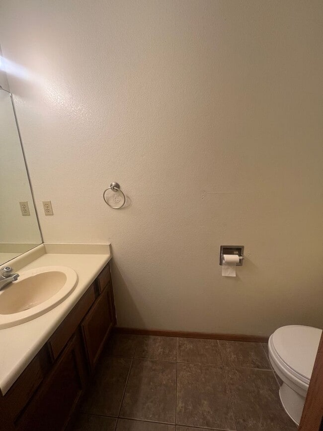 Photo - Townhouse with Garage!