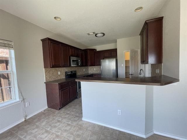 Building Photo - 127 Castleridge Dr Rental