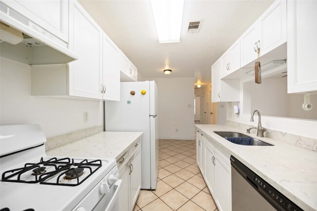 Photo - 5315 Cherie Crest Ct