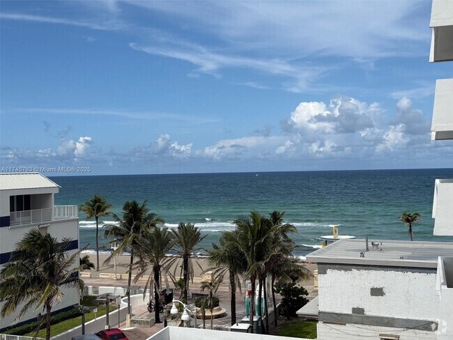 Building Photo - 3111 N Ocean Dr Unit 505 Rental