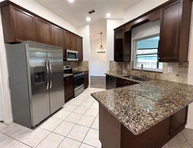Photo - 1520 Coastal Pl