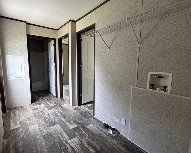 Photo - 1721 Pinn Rd