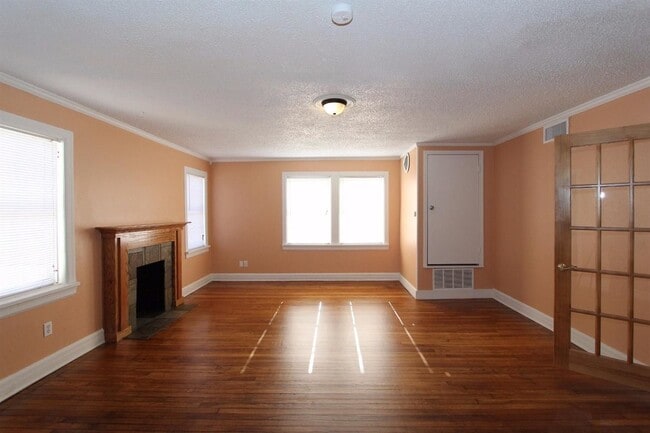 Photo - 2203 20th St