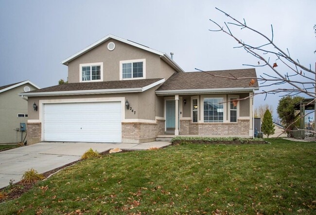Building Photo - 247 Vineyard Way N