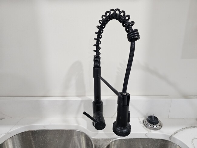 Photo - Old Warwick Rd