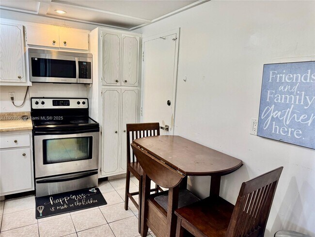 Photo - 300 Bayview Dr Unit 1903