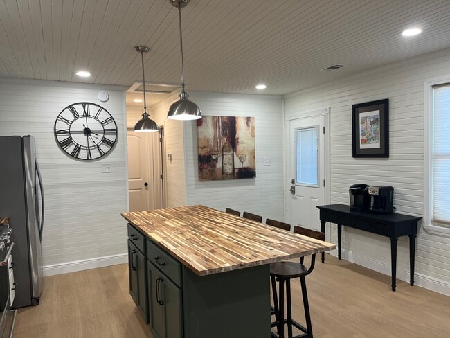 Photo - 904 Kentucky St