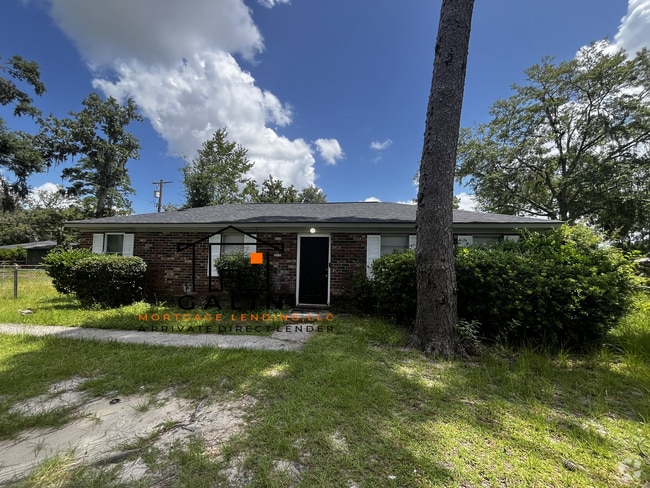 Building Photo - 102 Lucian Cir Rental