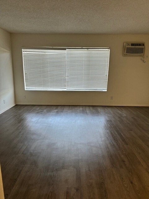 Balboa Grande Apartments